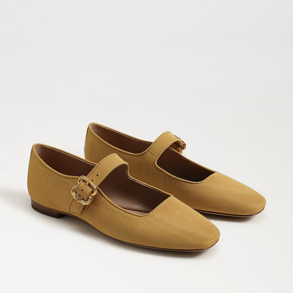 Michaela Mary Jane Flat