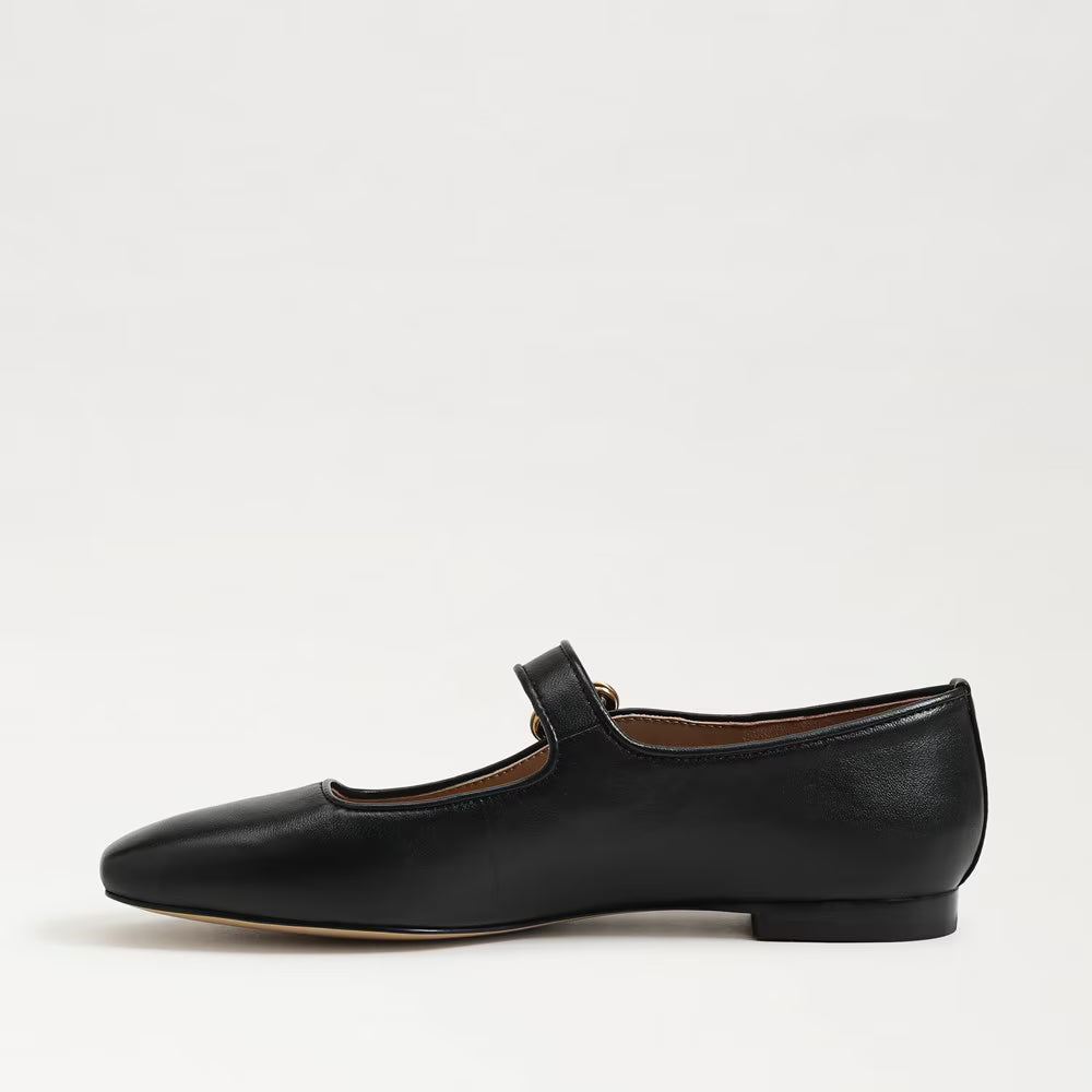 Michaela Mary Jane Flat